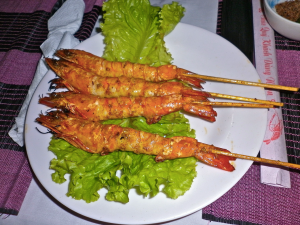 Grilled prawns, vietnamese style ...